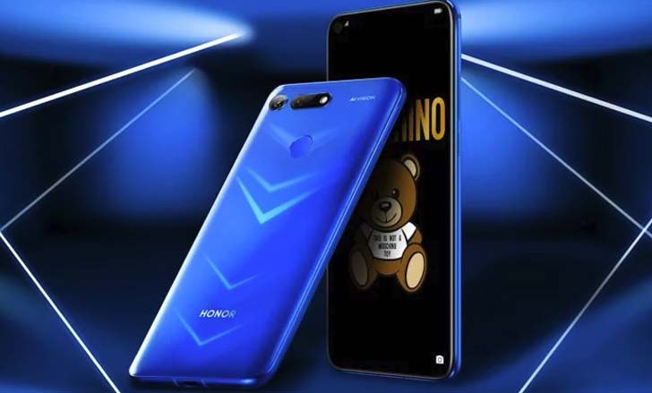 Стартовали продажи смартфона Honor V20 Moschino Edition